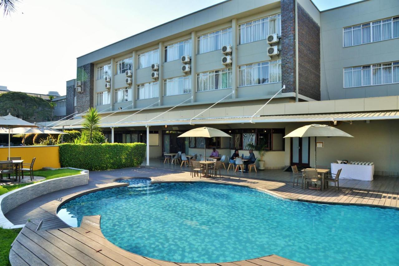 Hotel Cresta Oasis Harare