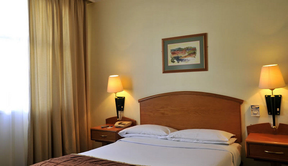 Cresta Oasis 3*