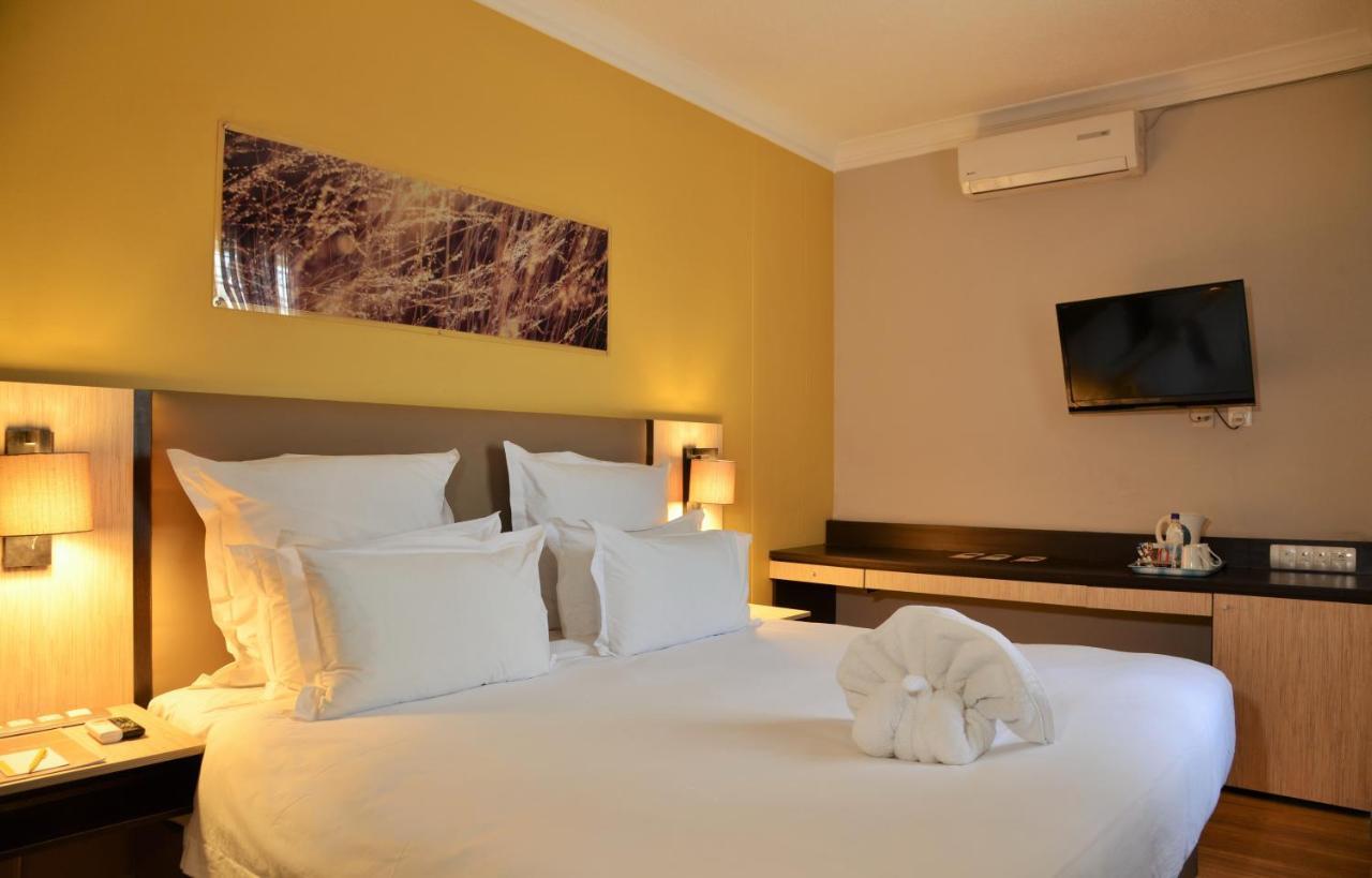 Cresta Oasis Hotel 3*
