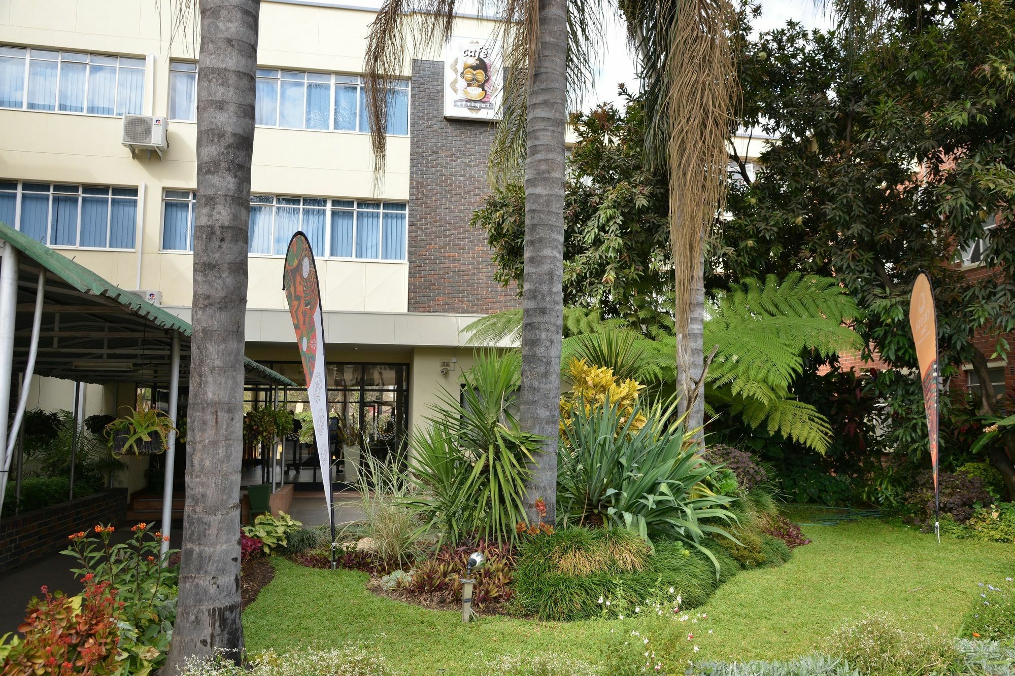 Cresta Oasis